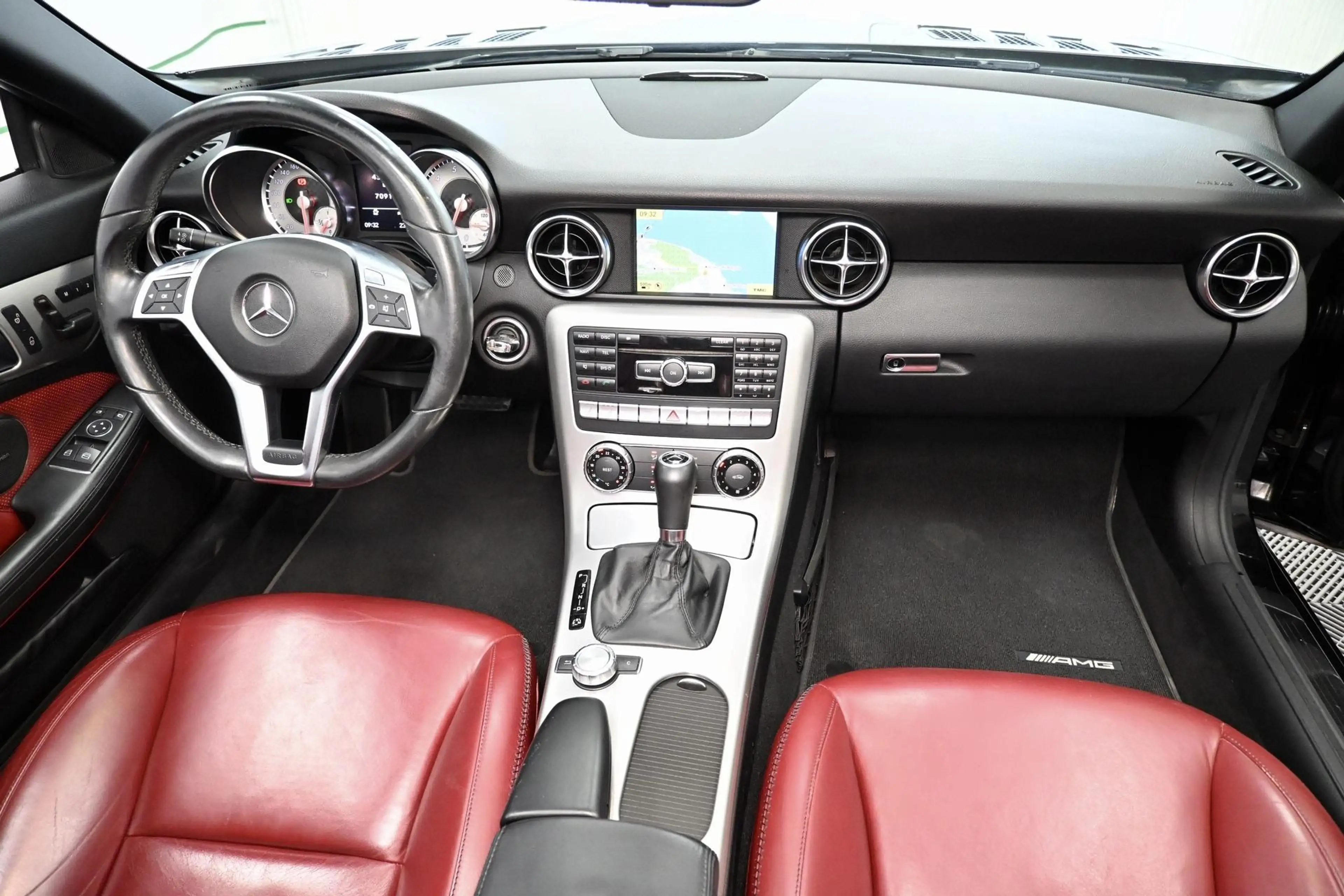 Mercedes-Benz SLK 200 SLK 200 *Soundsystem + IntelligentLightSystem* — photo 10