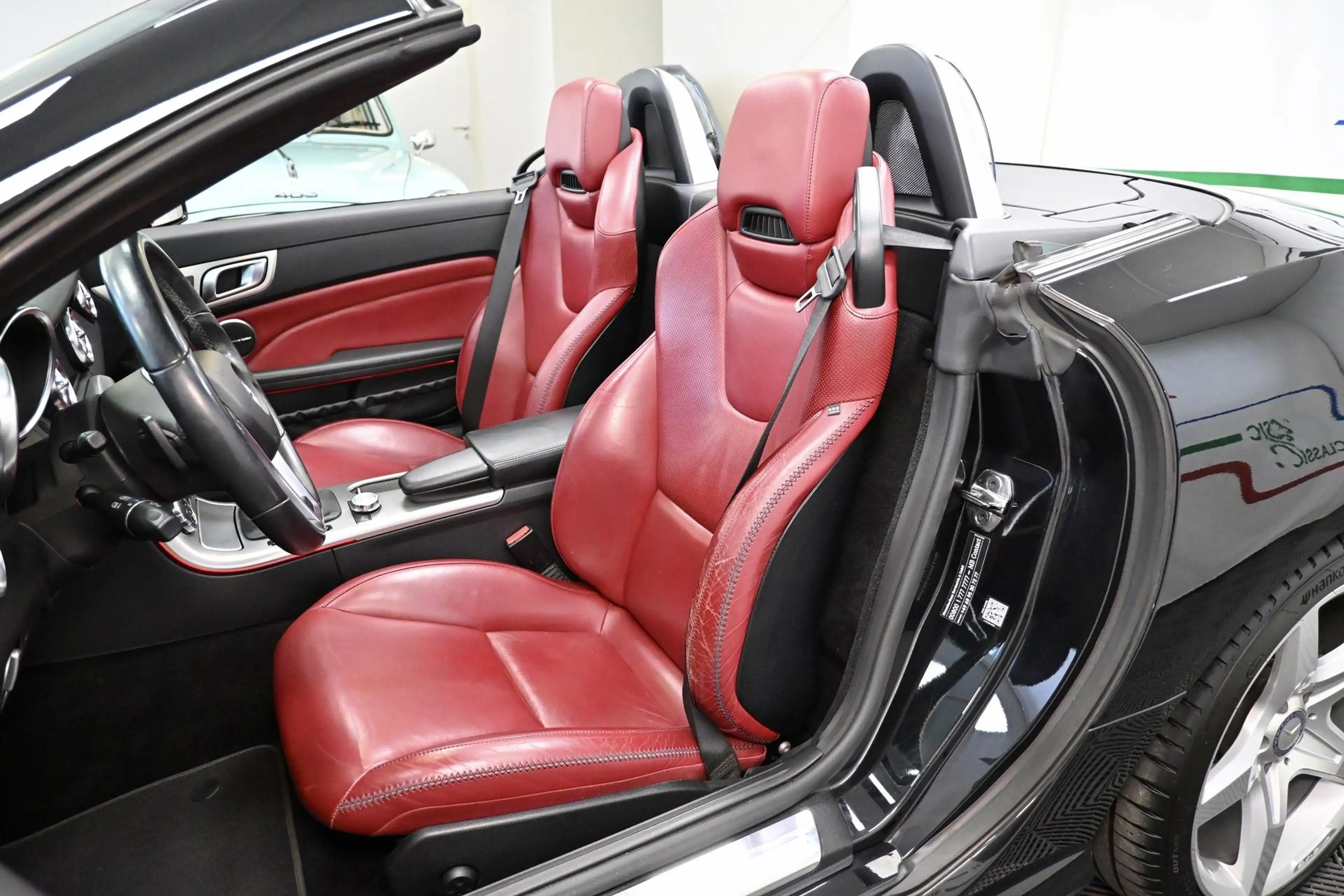 Mercedes-Benz SLK 200 SLK 200 *Soundsystem + IntelligentLightSystem* — photo 2