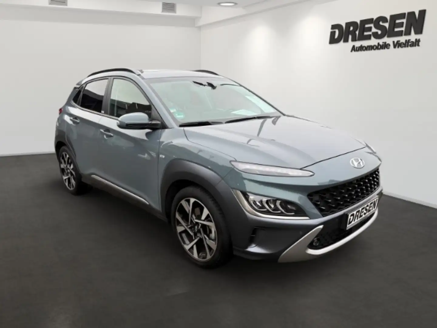 Hyundai KONA 1,0 Prime Mild-Hybrid +Sitzpaket+Glasschiebedach+L Grau - 2