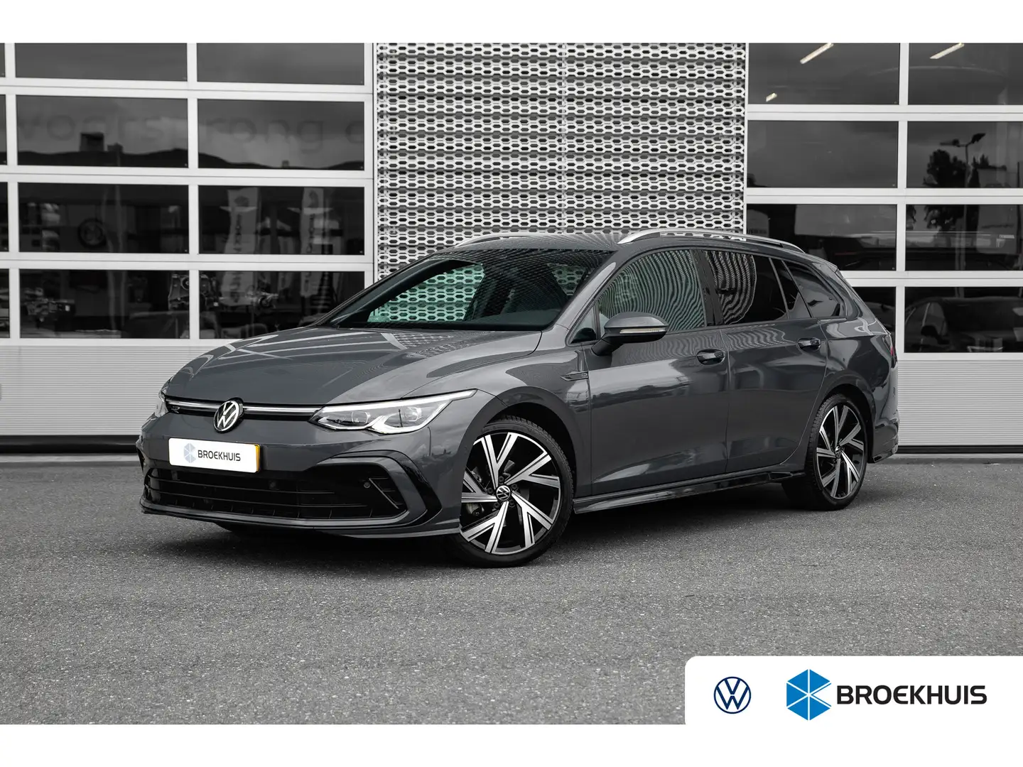 Volkswagen Golf Variant 1.5 eTSI R-Line Business+ DSG | Camera | Grijs - 1