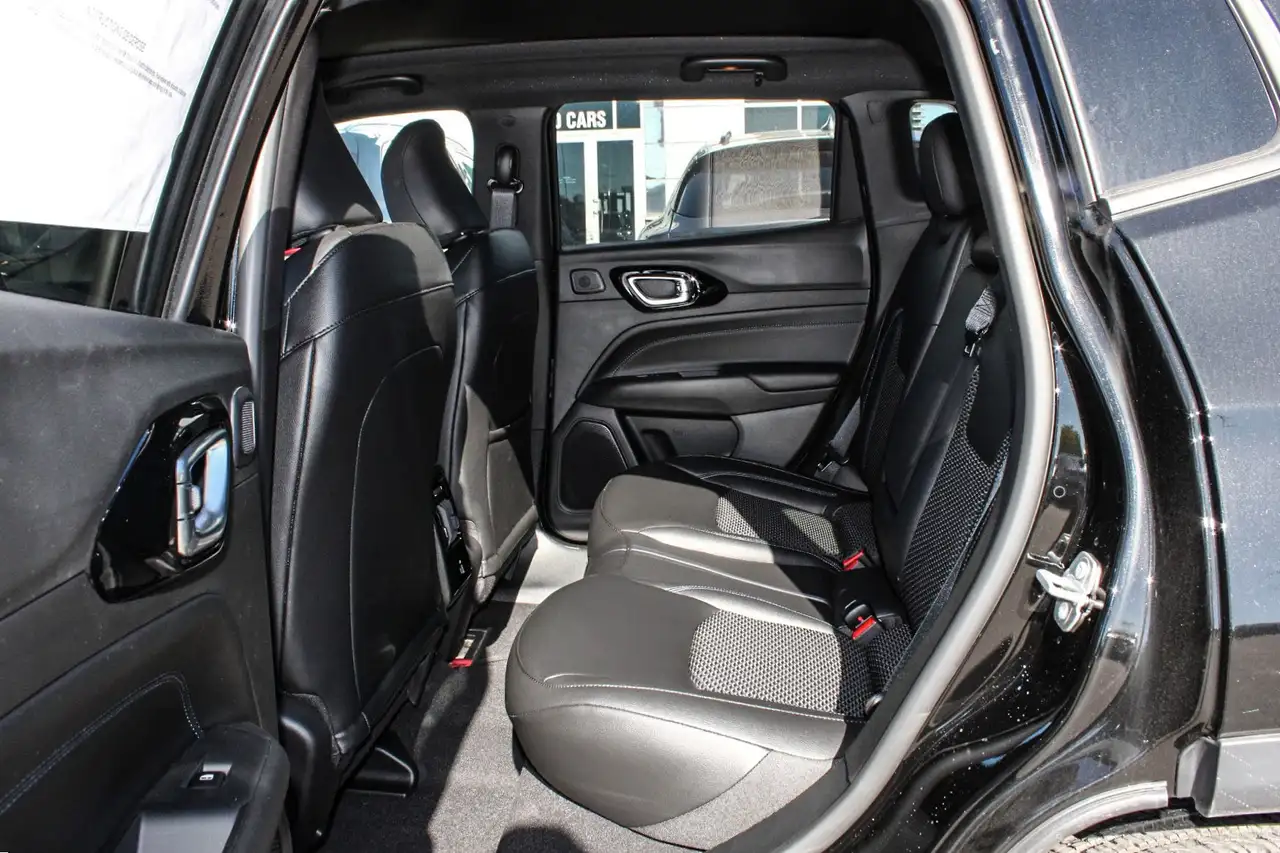 Jeep Compass снимка Jeep Compass