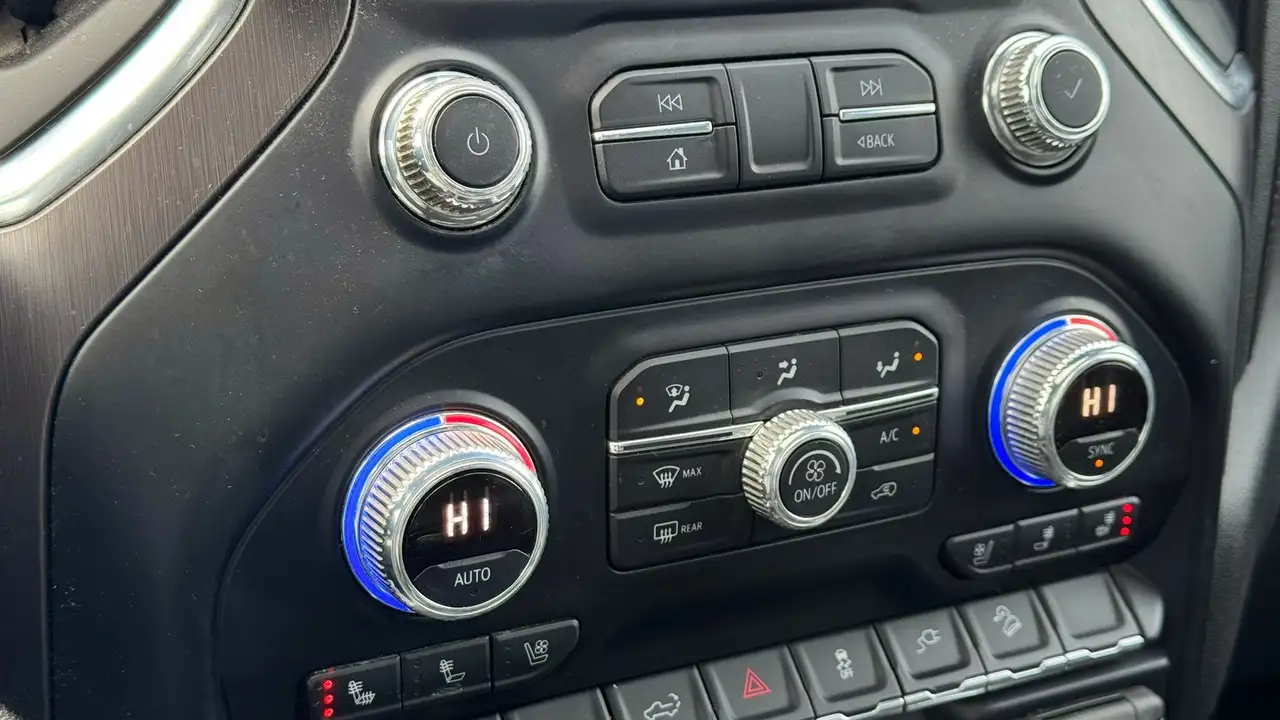 GMC Sierra 2500HD снимка GMC Sierra 2500HD