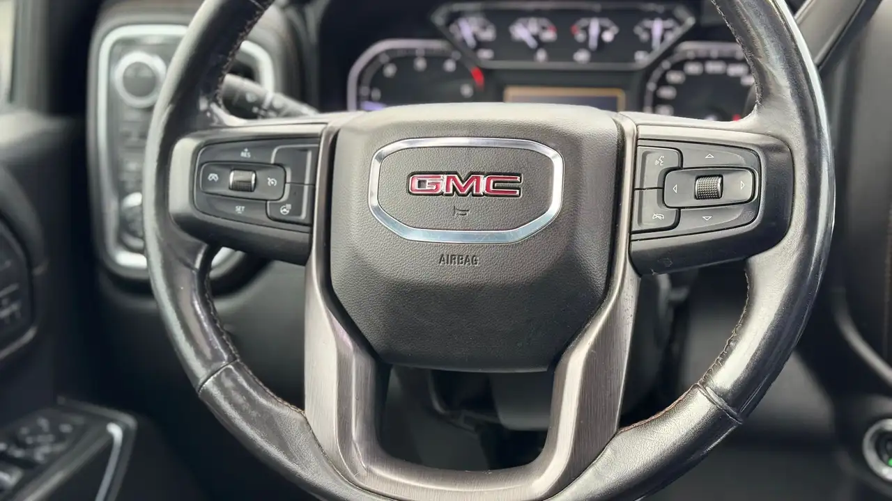 GMC Sierra 2500HD снимка GMC Sierra 2500HD