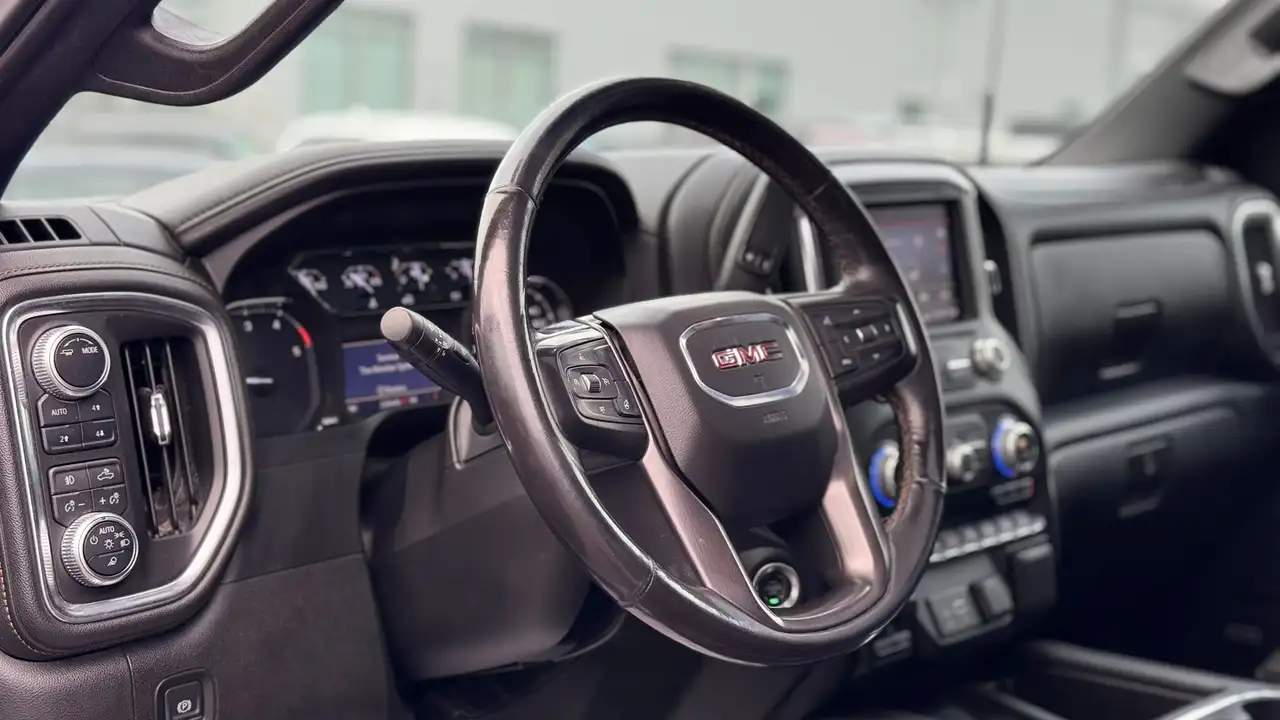 GMC Sierra 2500HD снимка GMC Sierra 2500HD