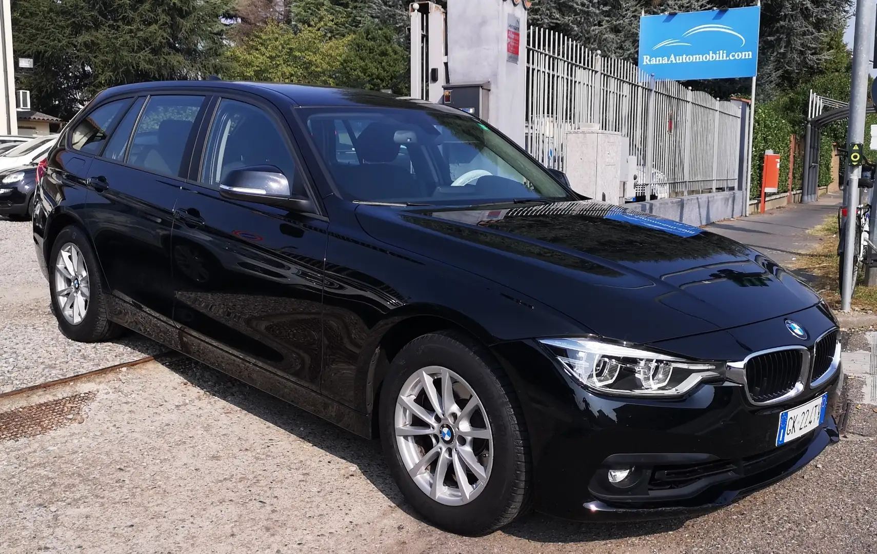 BMW 318 318i Touring Benzina Noir - 1