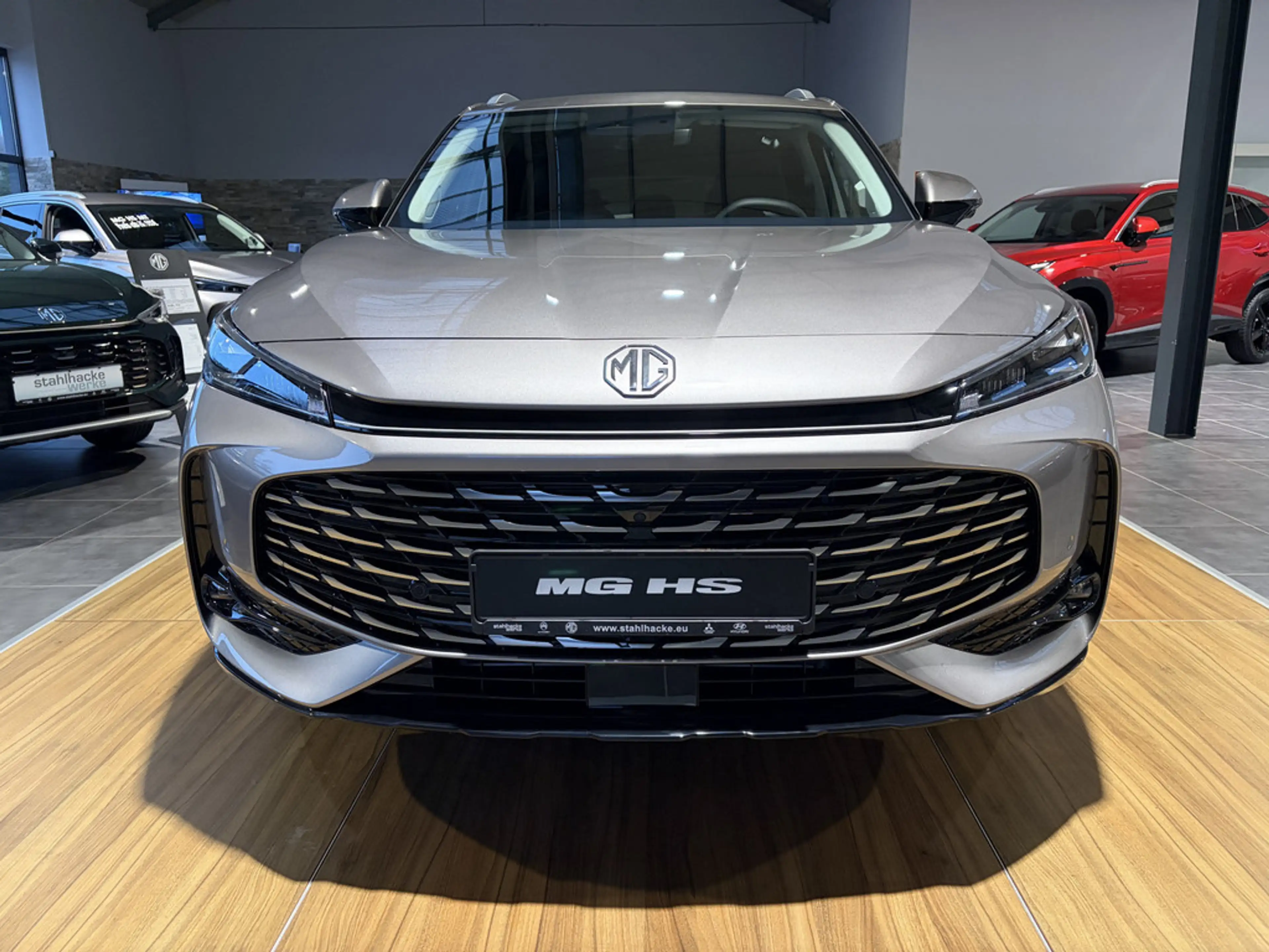 MG HS PHEV Luxury — photo 3
