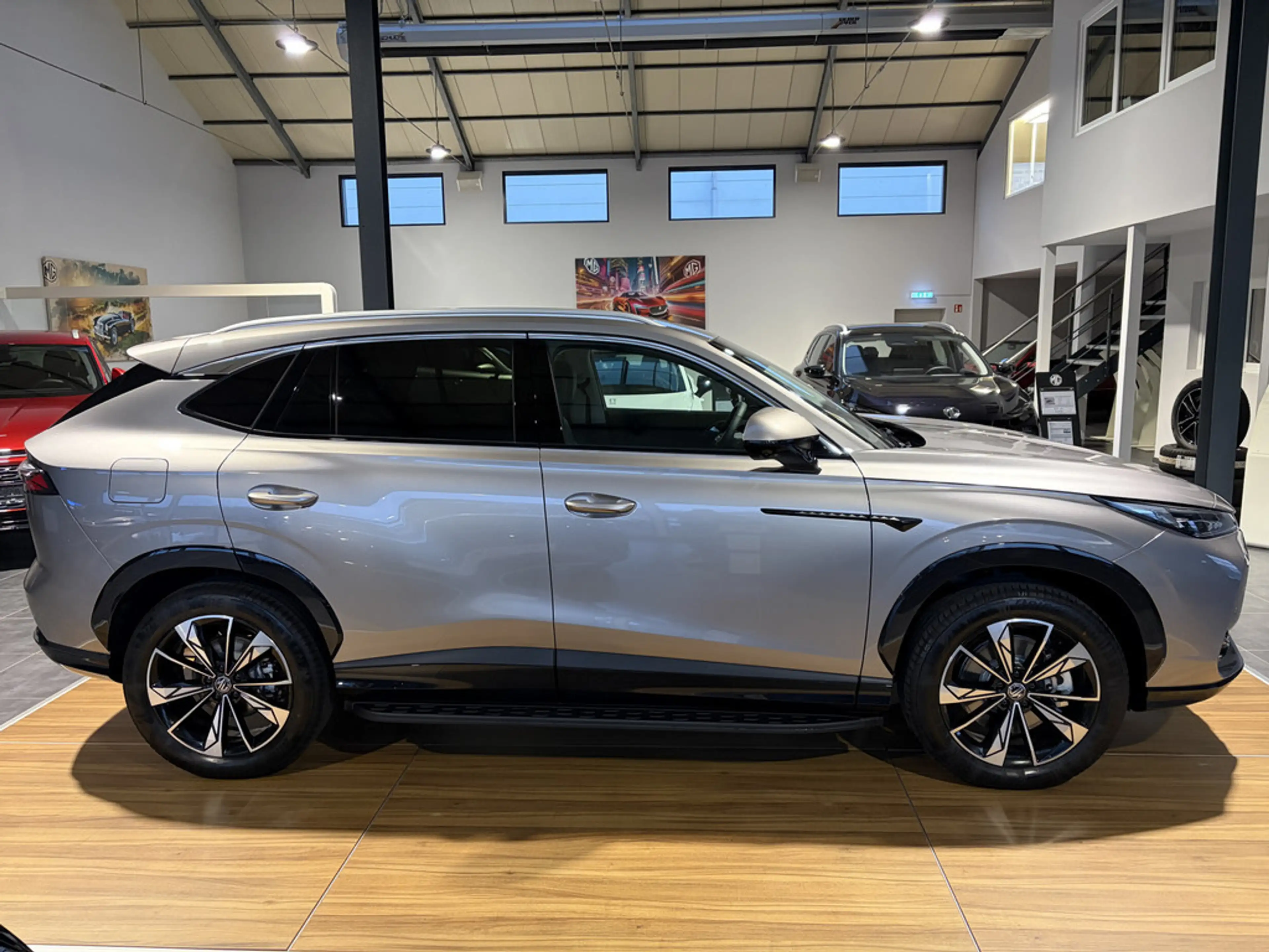 MG HS PHEV Luxury — photo 5