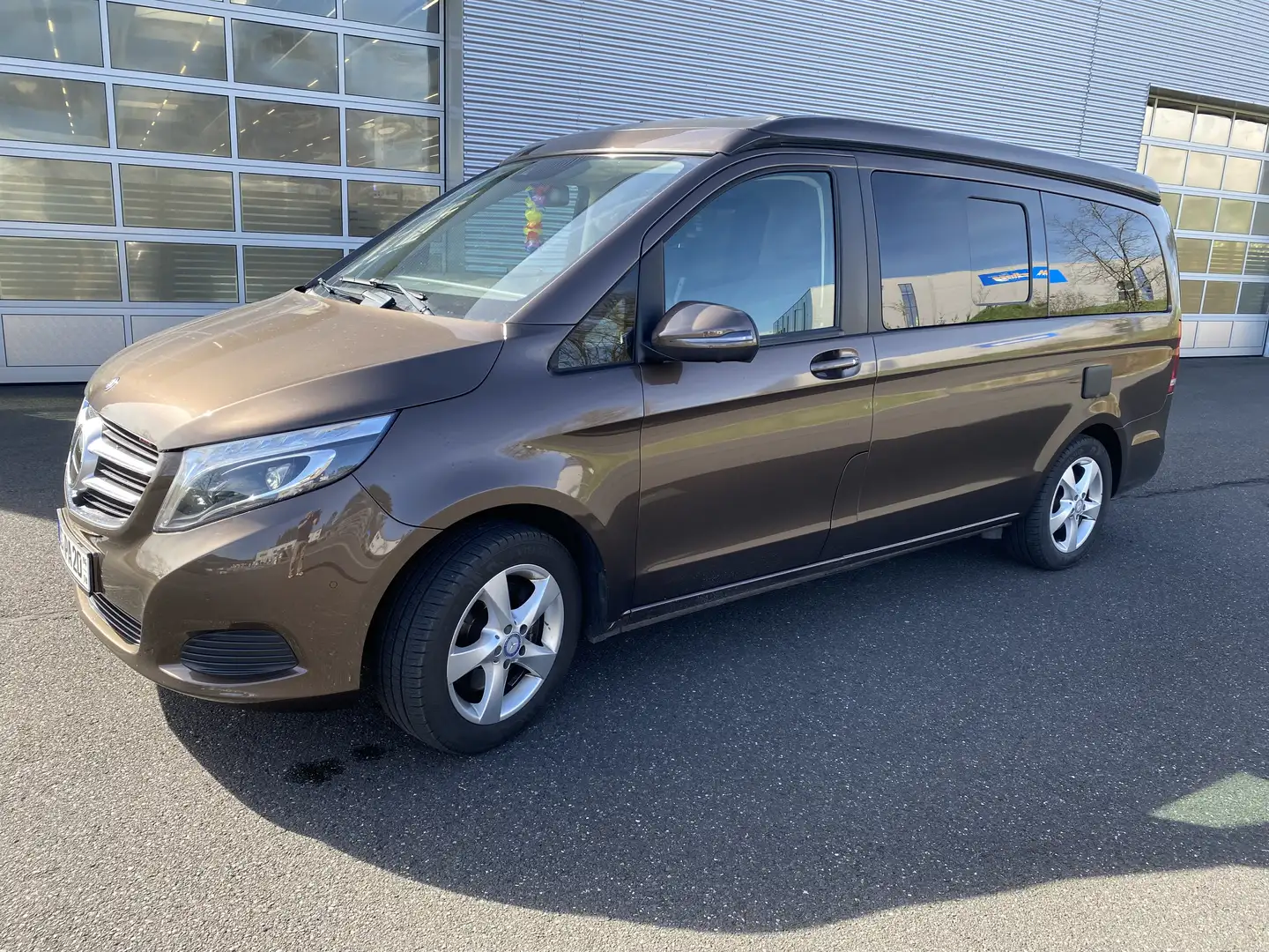 Mercedes-Benz Vito Marco Polo Edition 4-Matic mit Küche Brązowy - 1