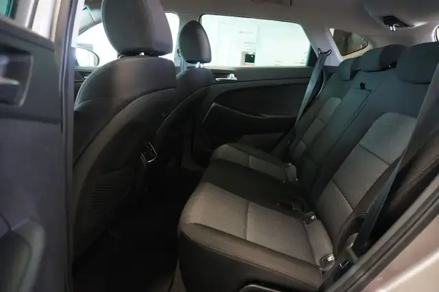 Hyundai Tucson view 9