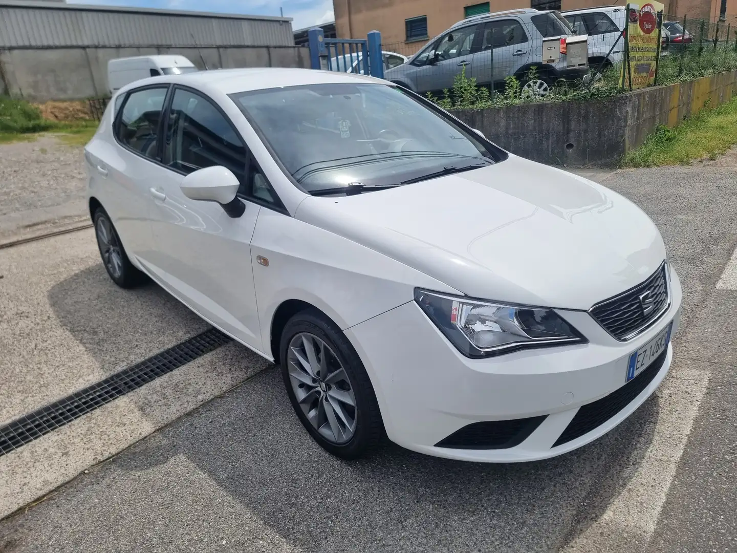 SEAT Ibiza 5p 1.2 Business High 70cv - 2