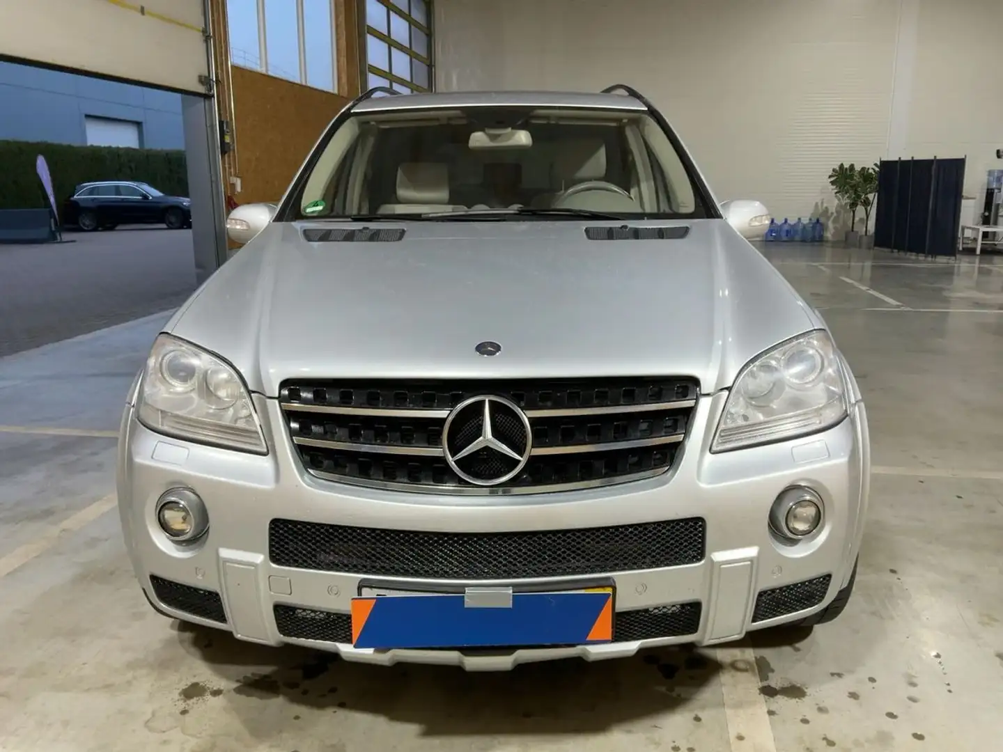 Mercedes-Benz ML 63 AMG 510CV ASI A GENNAIO ! CONDIZIONI TOP ! TAGLIANDATA Срібний - 2