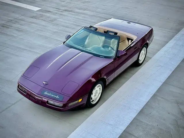 Corvette C4 Cabrio - 44.630 km !  CT ok - Gekeurd
