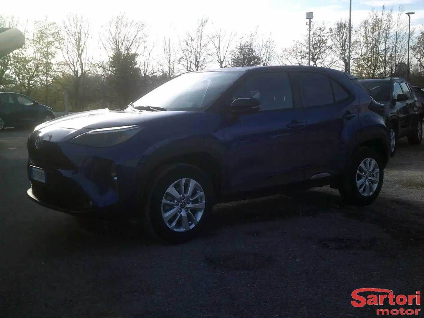 Toyota Yaris Cross UNIPROPRIETARIO CONDIZIONI PARI AL NUOVO! Blu/Azzurro - 1