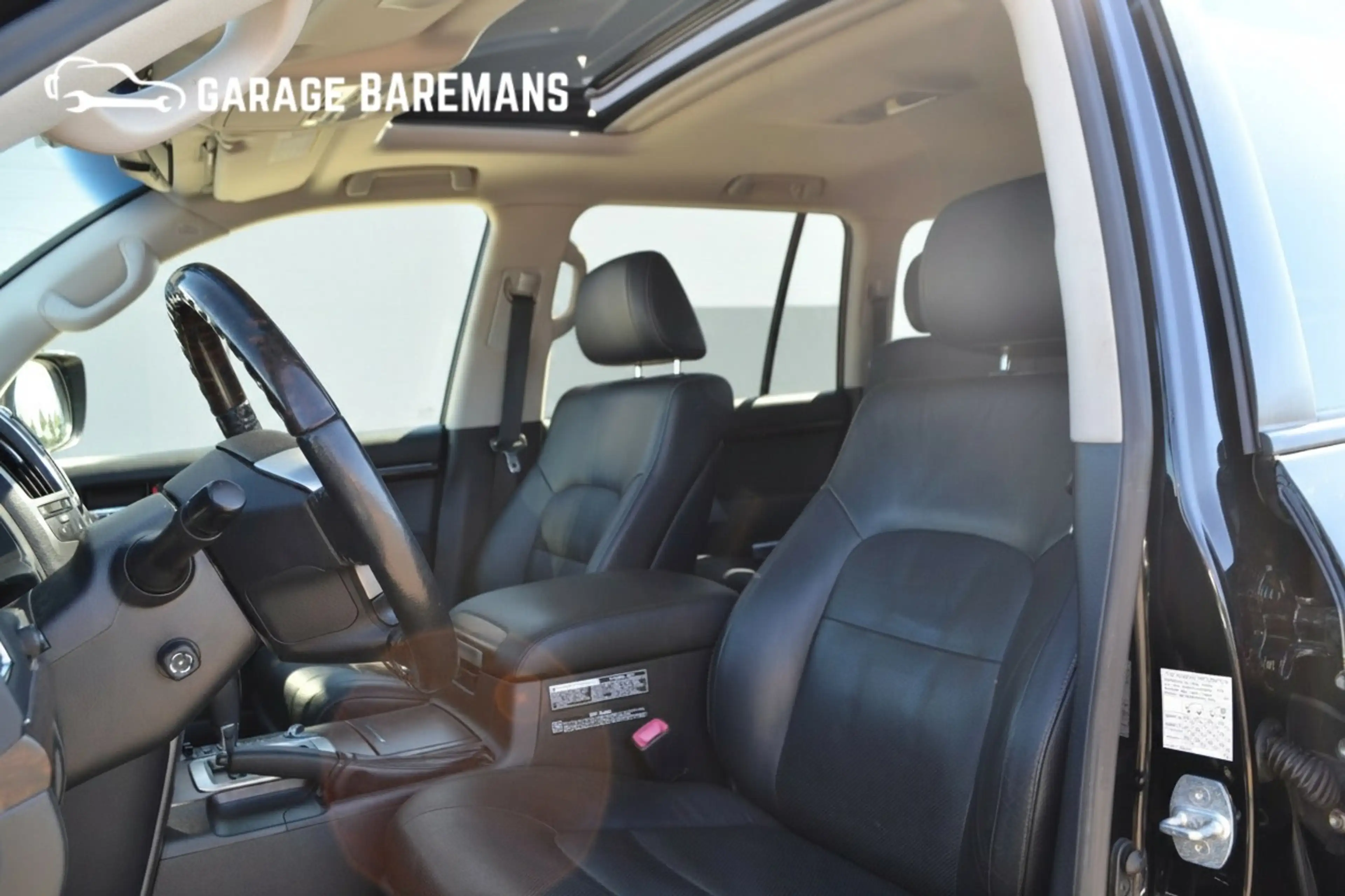 Toyota Land Cruiser V8 4.5 V8 D-4D Executive Standard Roof Blind Van — photo 9