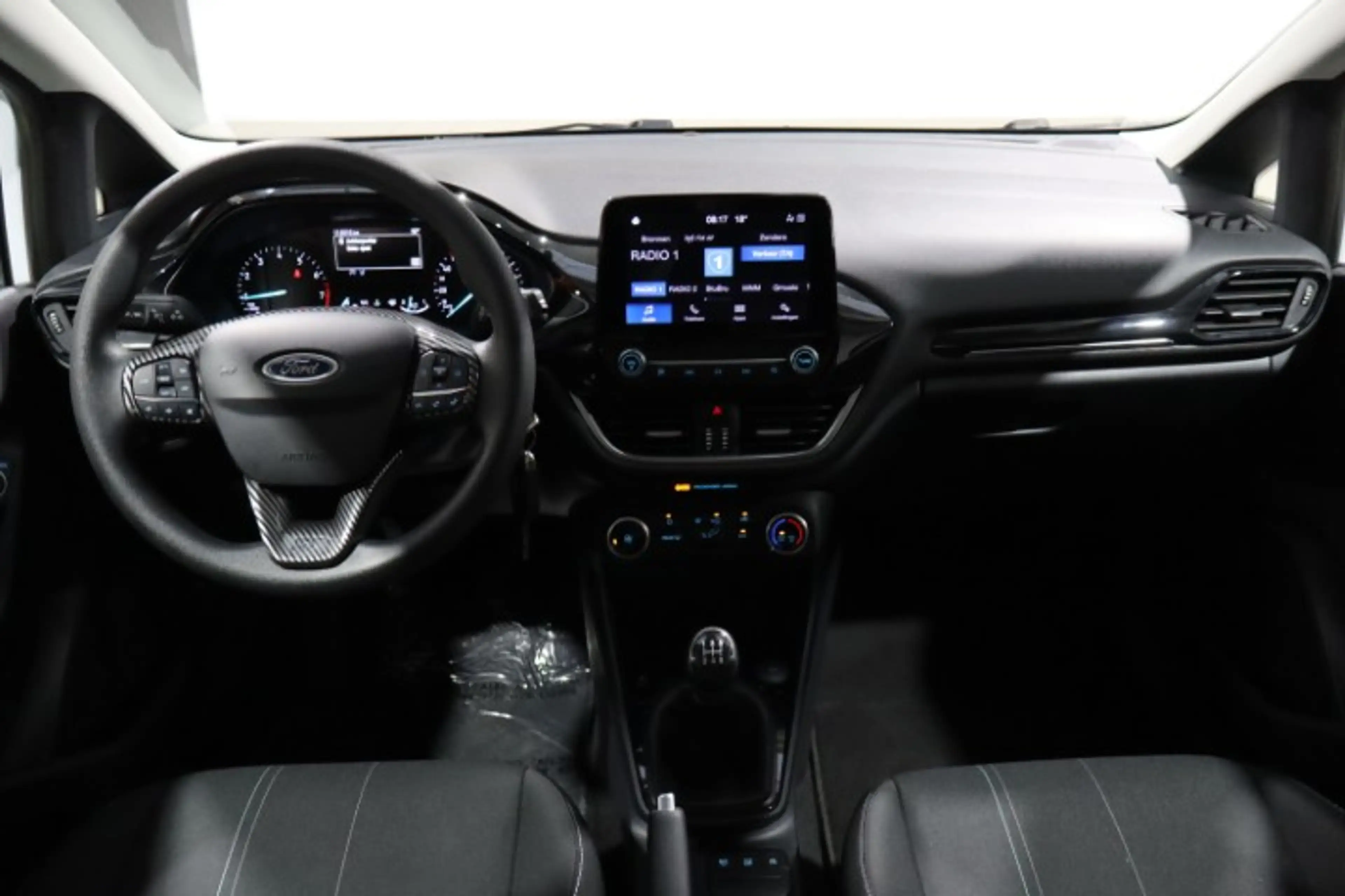 Ford Fiesta Fiesta 1.1i — photo 8