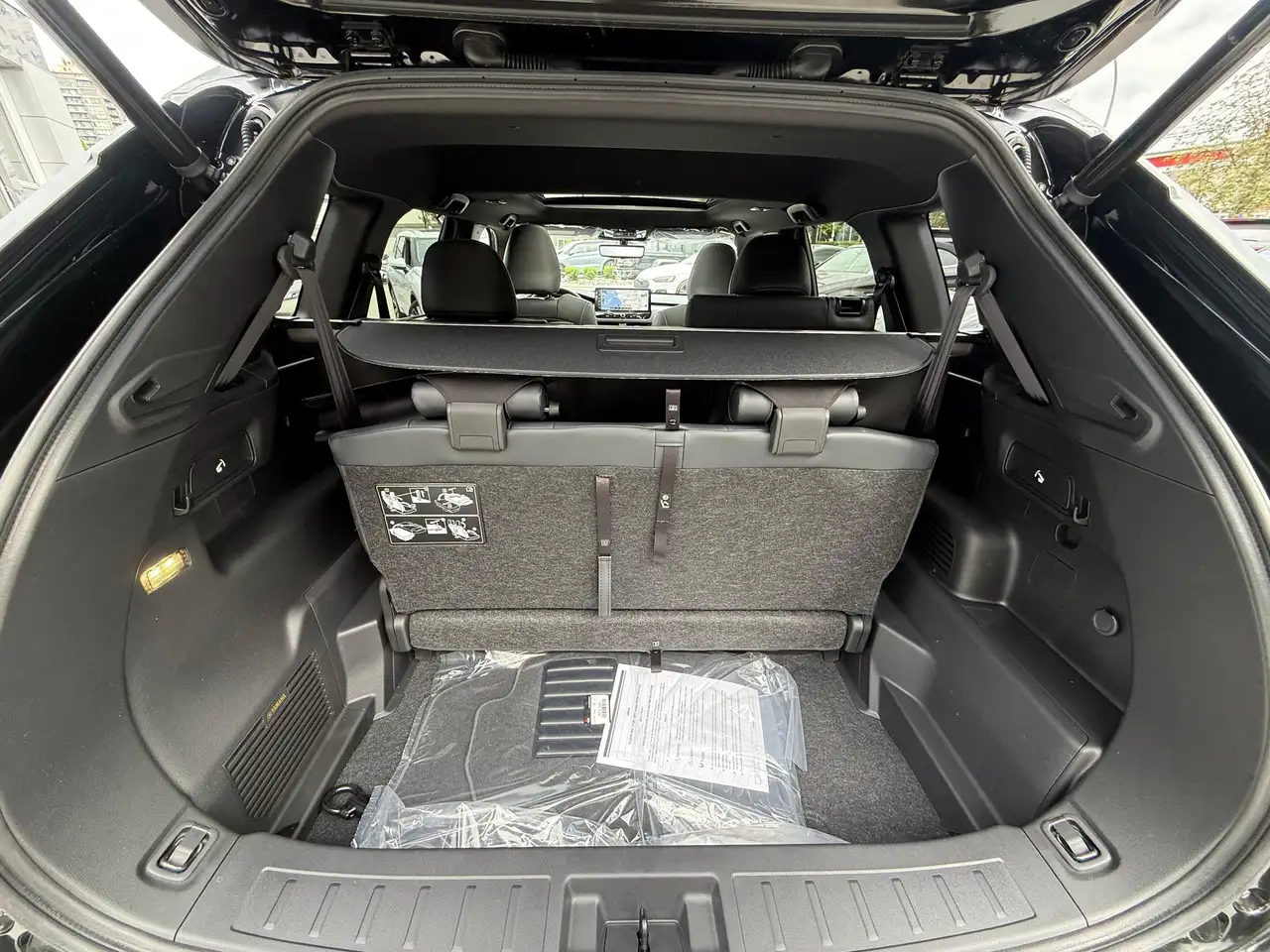 Mitsubishi Outlander снимка Mitsubishi Outlander