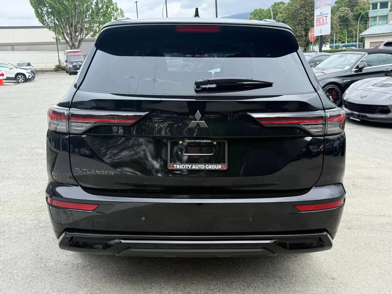 Mitsubishi Outlander снимка Mitsubishi Outlander