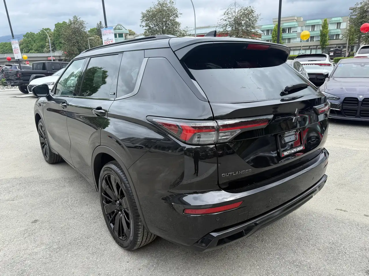 Mitsubishi Outlander снимка Mitsubishi Outlander