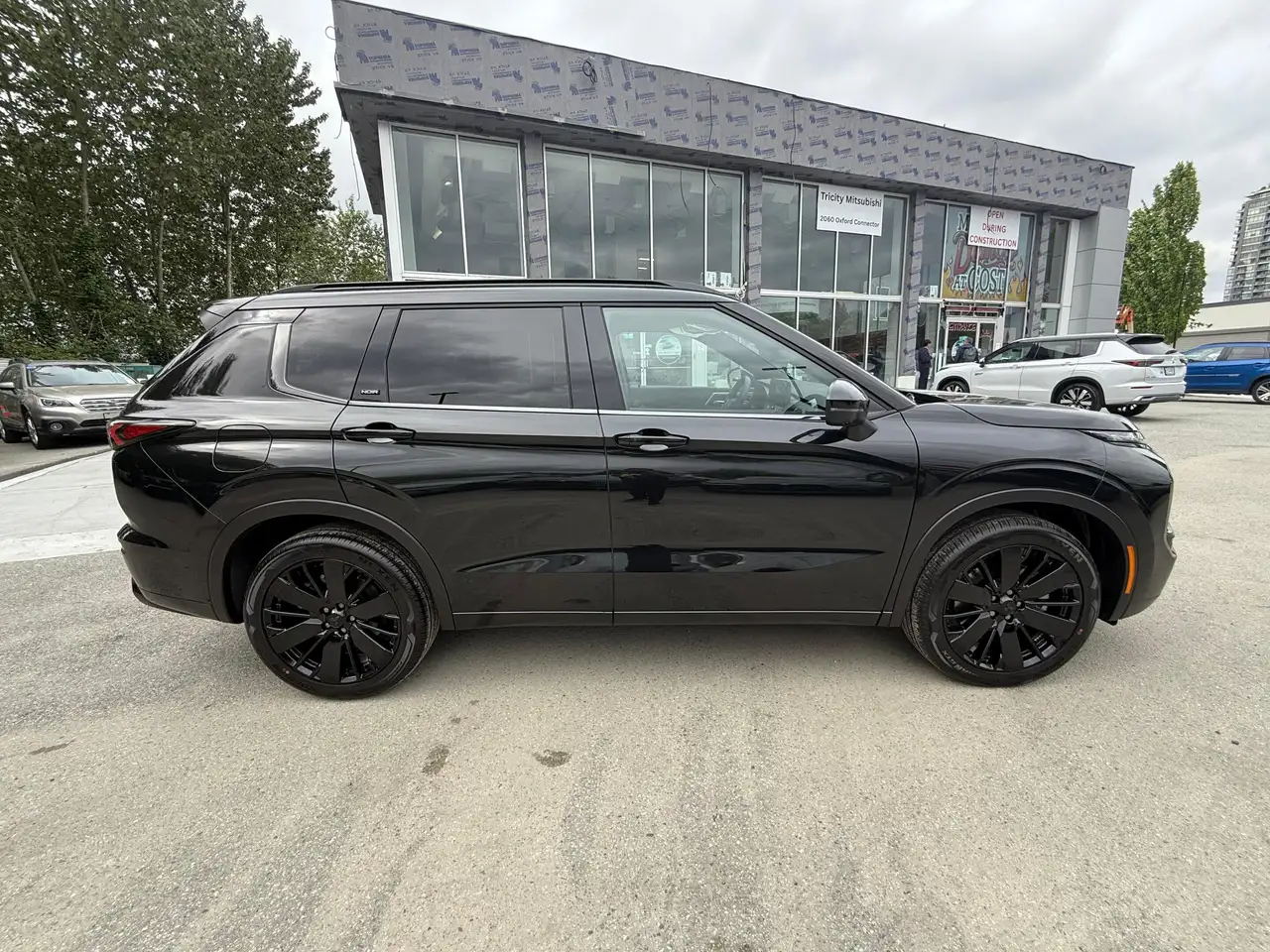 Mitsubishi Outlander снимка Mitsubishi Outlander