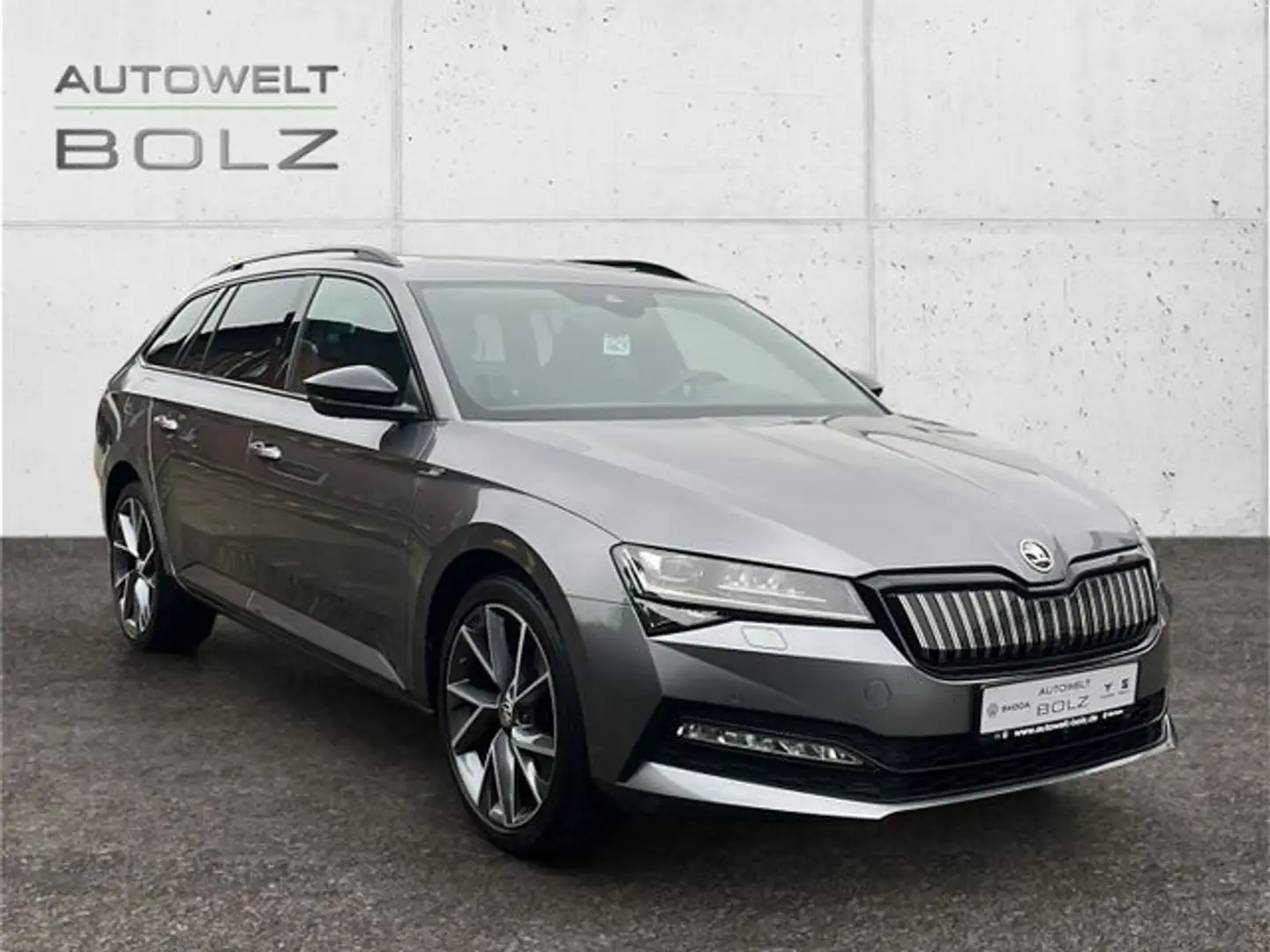 Skoda Superb Combi Sportline 1.4 TSI iV StandHZG AHK N Grau - 2