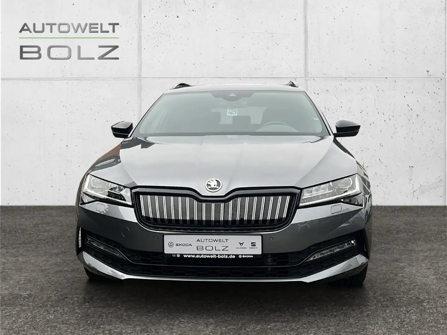 Skoda Superb Combi Sportline 1.4 TSI iV StandHZG AHK Navi Leder Grau - 1
