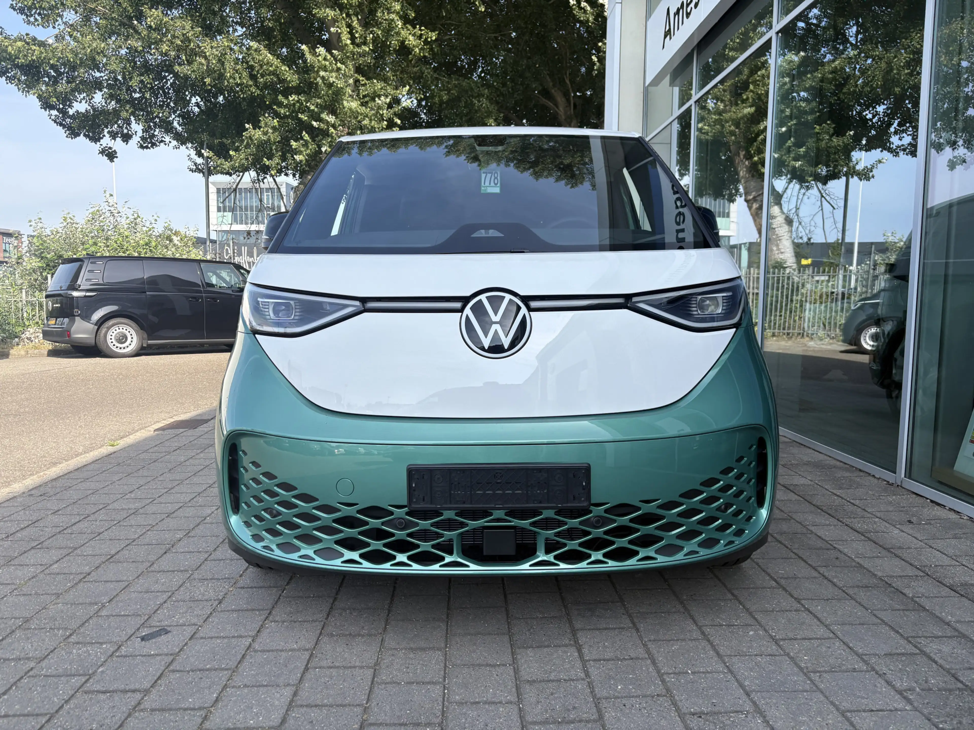 Volkswagen ID. Buzz Cargo Bulli Limited Edition 286PK | Trekhaak | App Conne — photo 5