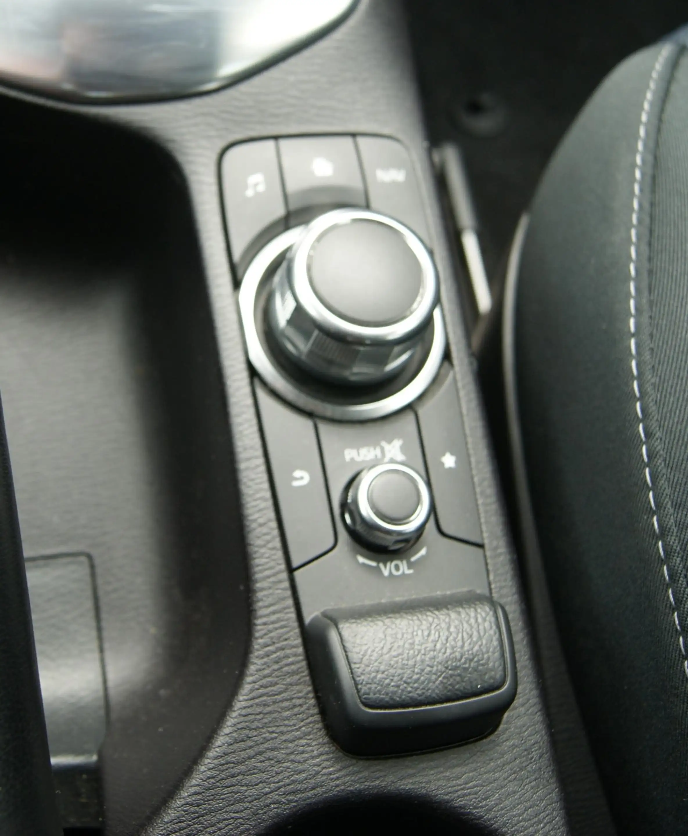 Mazda 2 1.5 Skyactiv-G GT-M Line Clima,Camera,Cruise,Navi, — photo 20