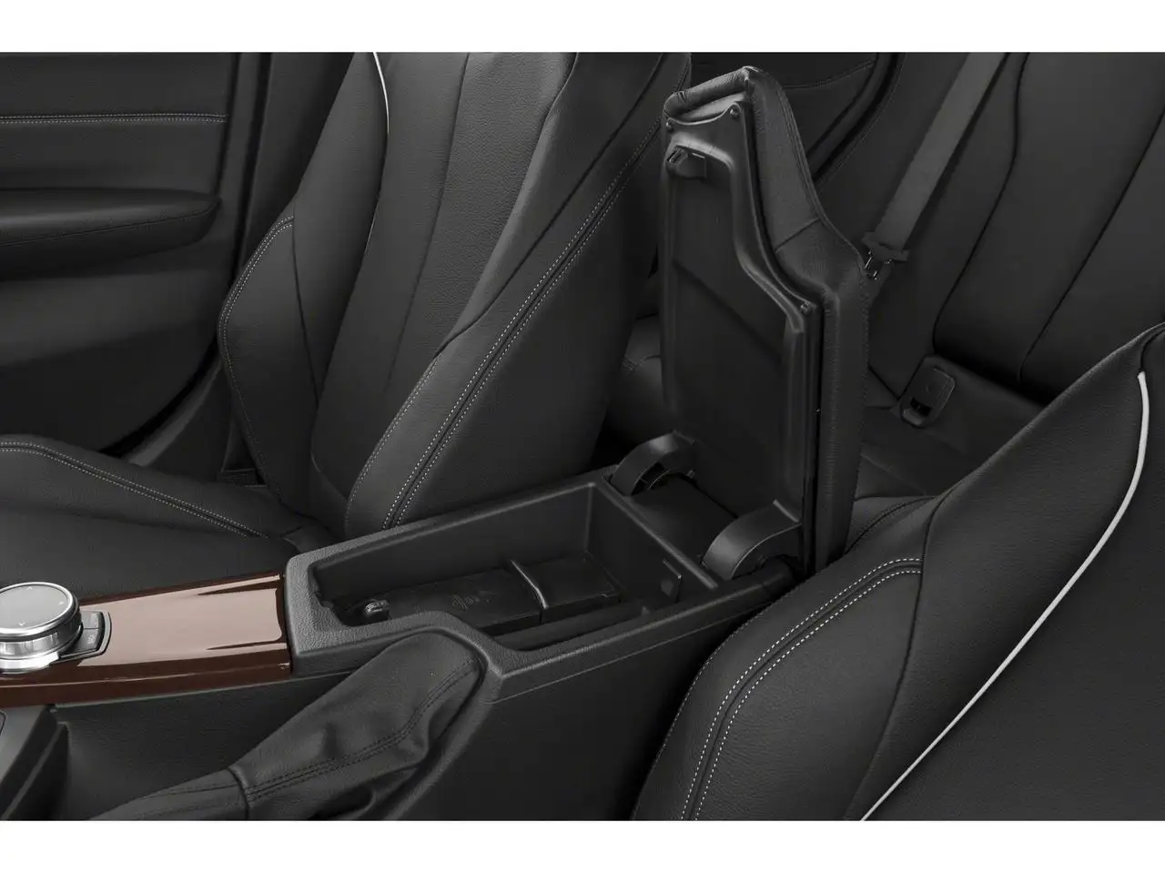 BMW 4 Series снимка BMW 4 Series