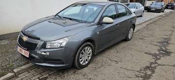 Cruze 1.6i LS automatique MARCHAND EXPORT