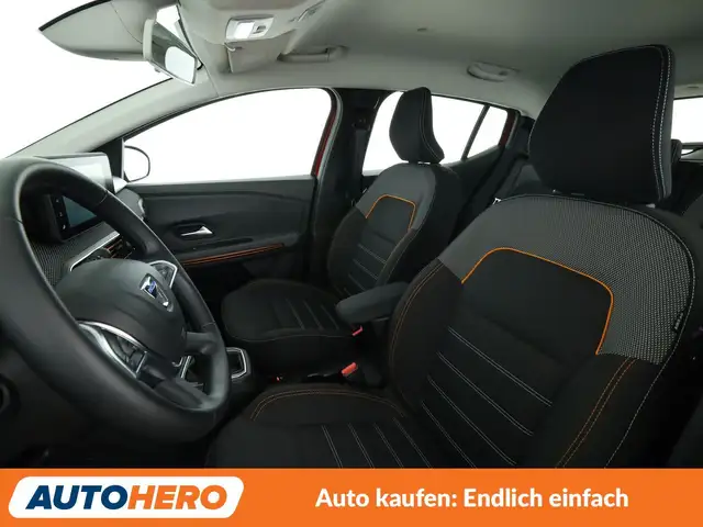 Dacia Sandero view 10