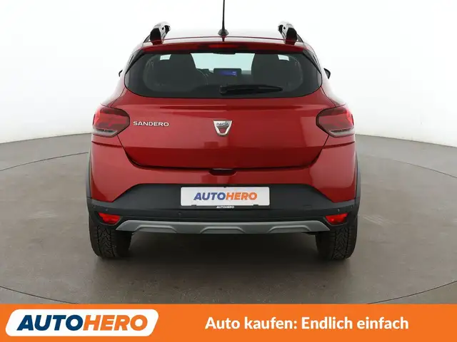 Dacia Sandero view 5
