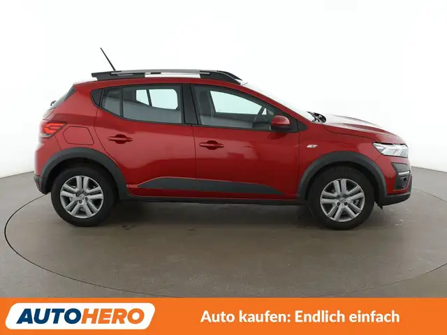 Dacia Sandero view 7