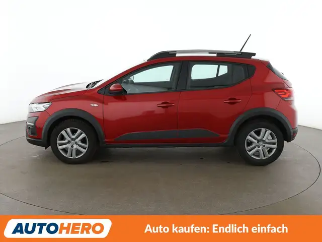 Dacia Sandero view 3