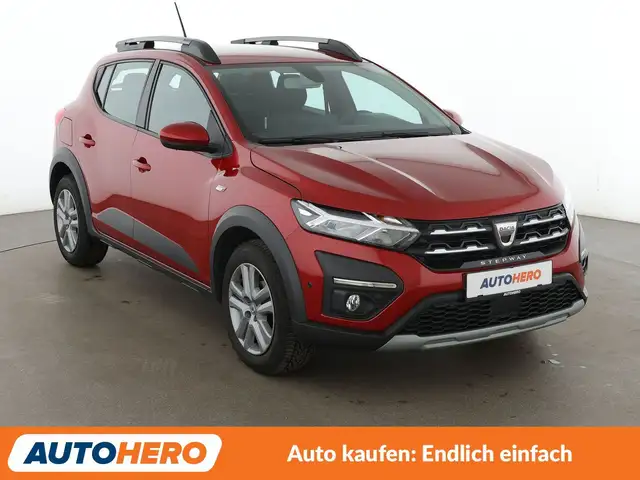 Dacia Sandero view 8