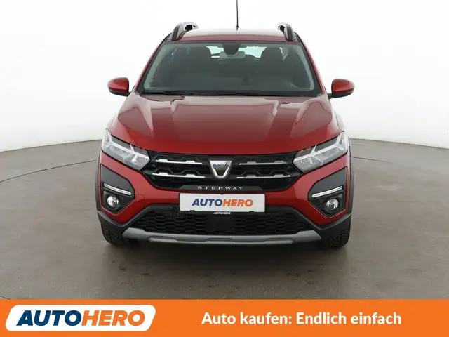 Dacia Sandero view 9