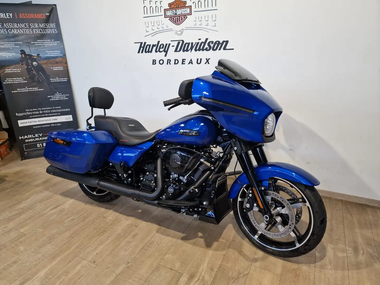 Harley-Davidson Street Glide Modrá - 2