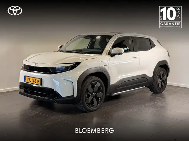 Toyota Urban Cruiser Executive 61 kWh | Panoramodak | JBL Audio | Elekt