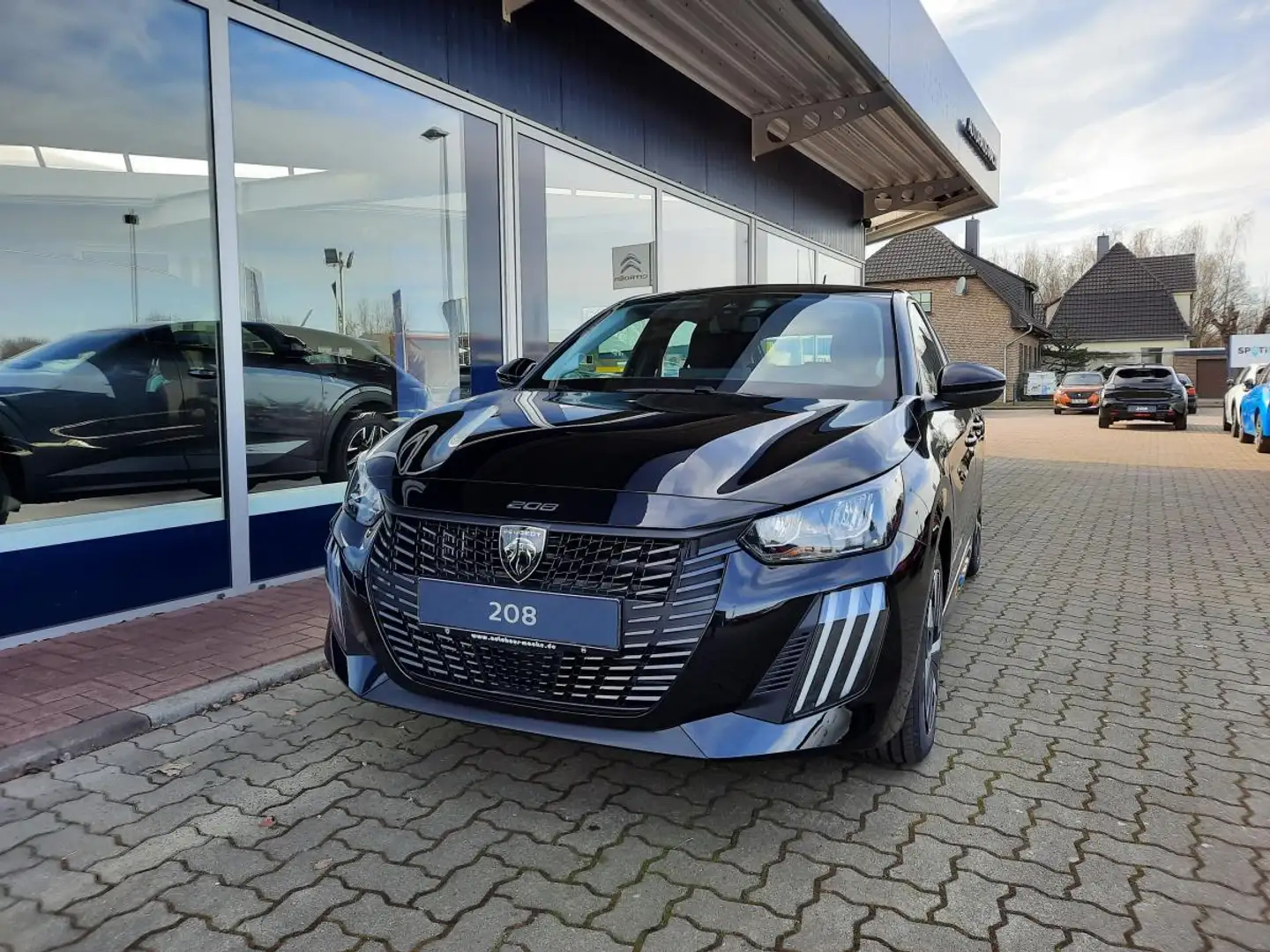 Peugeot 208 Style Schwarz - 1