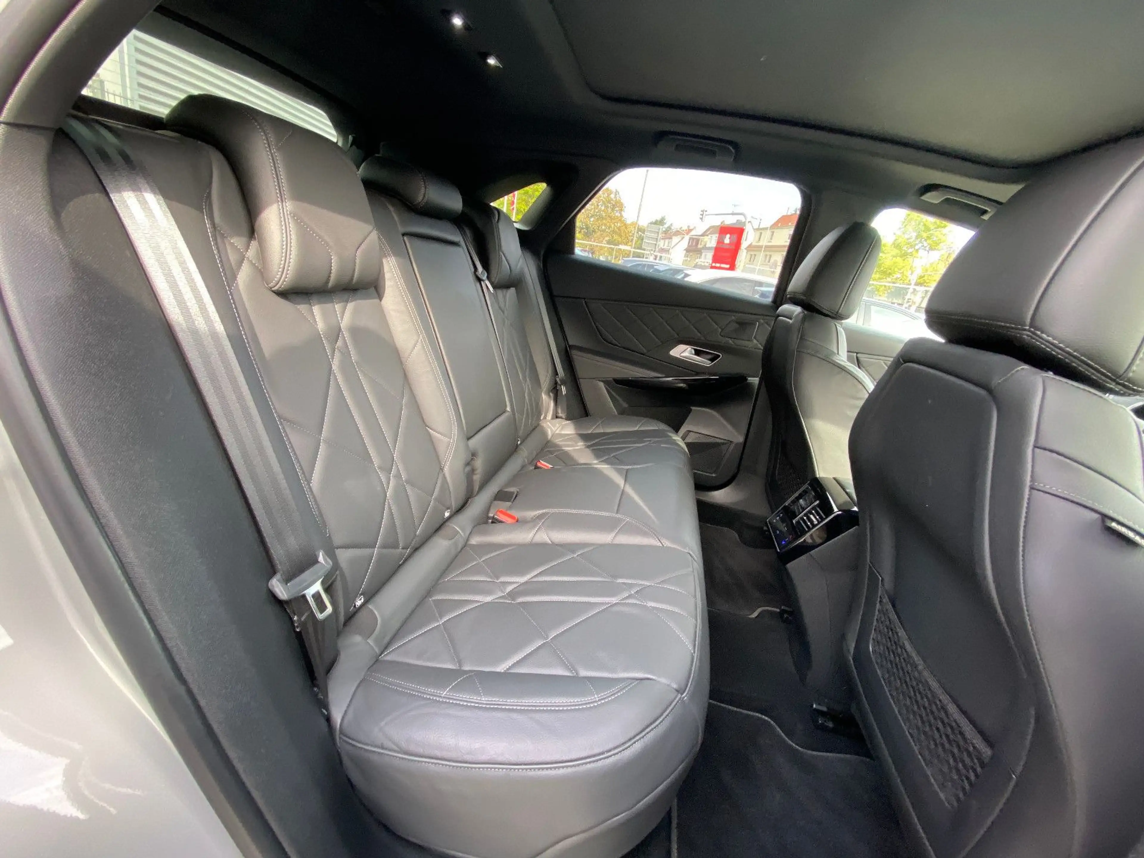 DS Automobiles DS 7 Crossback DS7 E-Tense225 Rivoli 4x2 ACC/Pano/Memory/Assist — photo 14