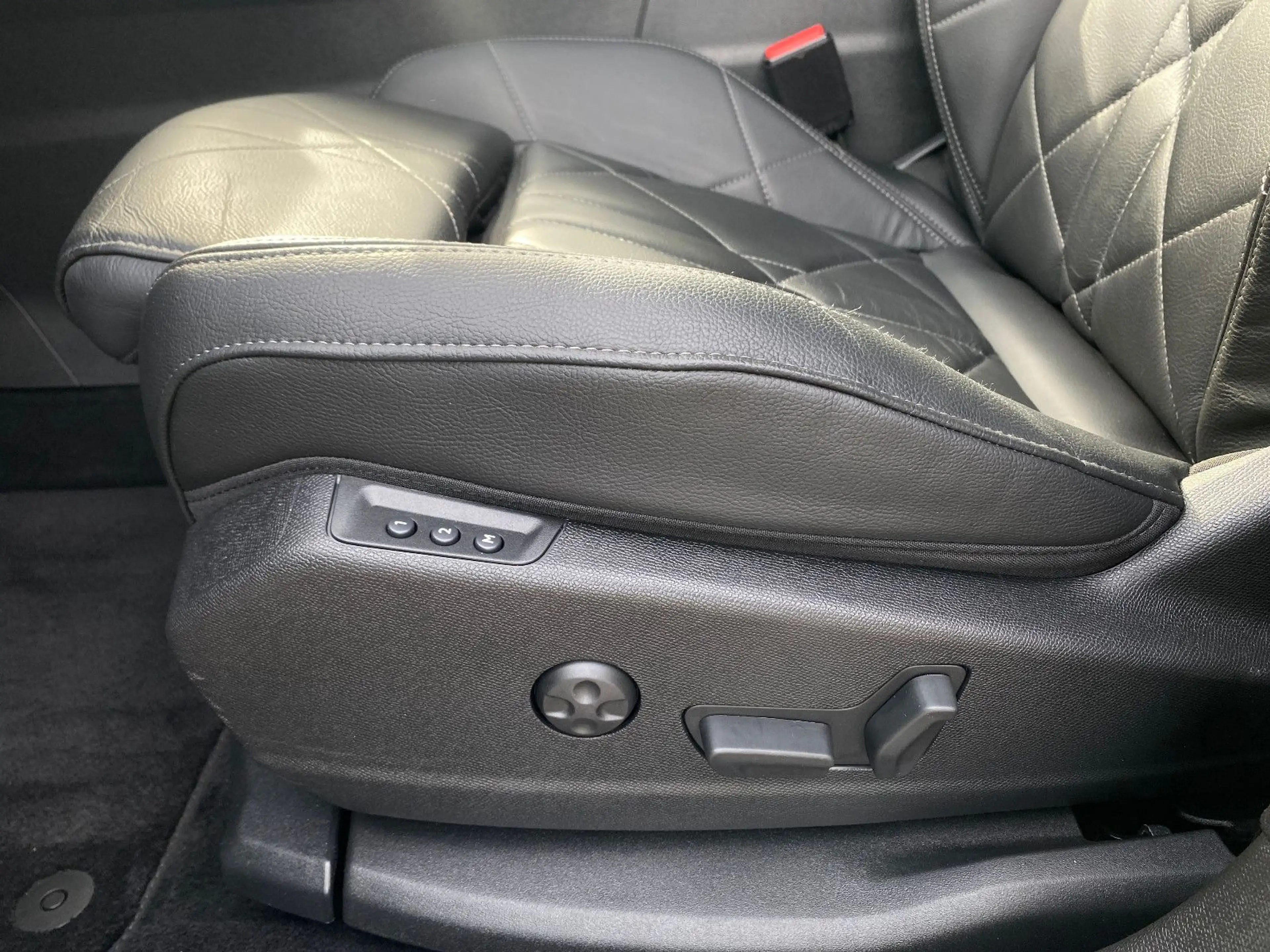 DS Automobiles DS 7 Crossback DS7 E-Tense225 Rivoli 4x2 ACC/Pano/Memory/Assist — photo 7