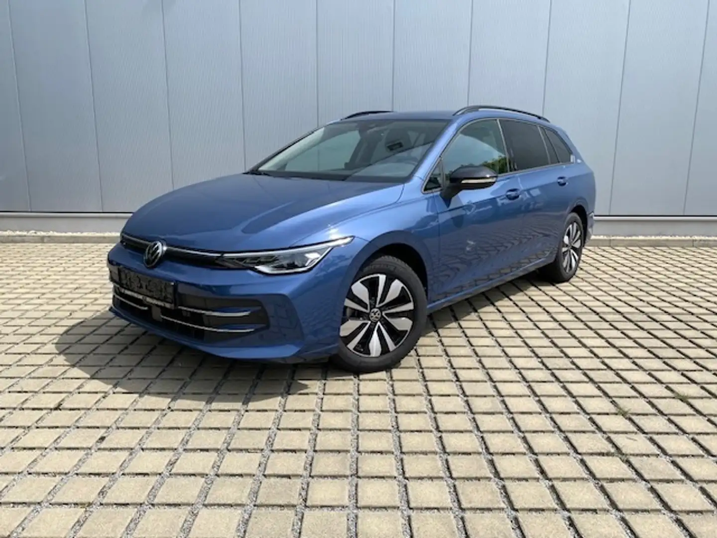 Volkswagen Golf Variant VIII Variant 1.5 TSI 150 PS Goal AHK/LED-PLUS/NAV Blau - 2