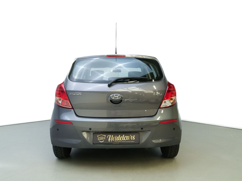 Hyundai i20 Classic TÜV NEU*KLIMA* — photo 6
