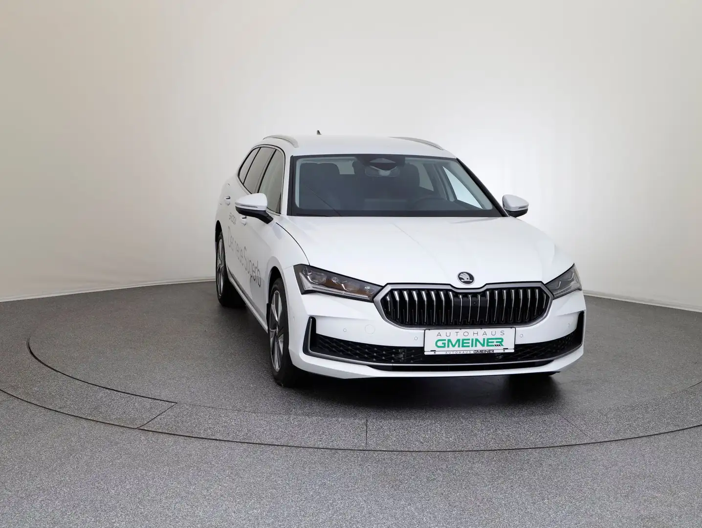 Skoda Superb Selection TSI mHEV DSG Wit - 2