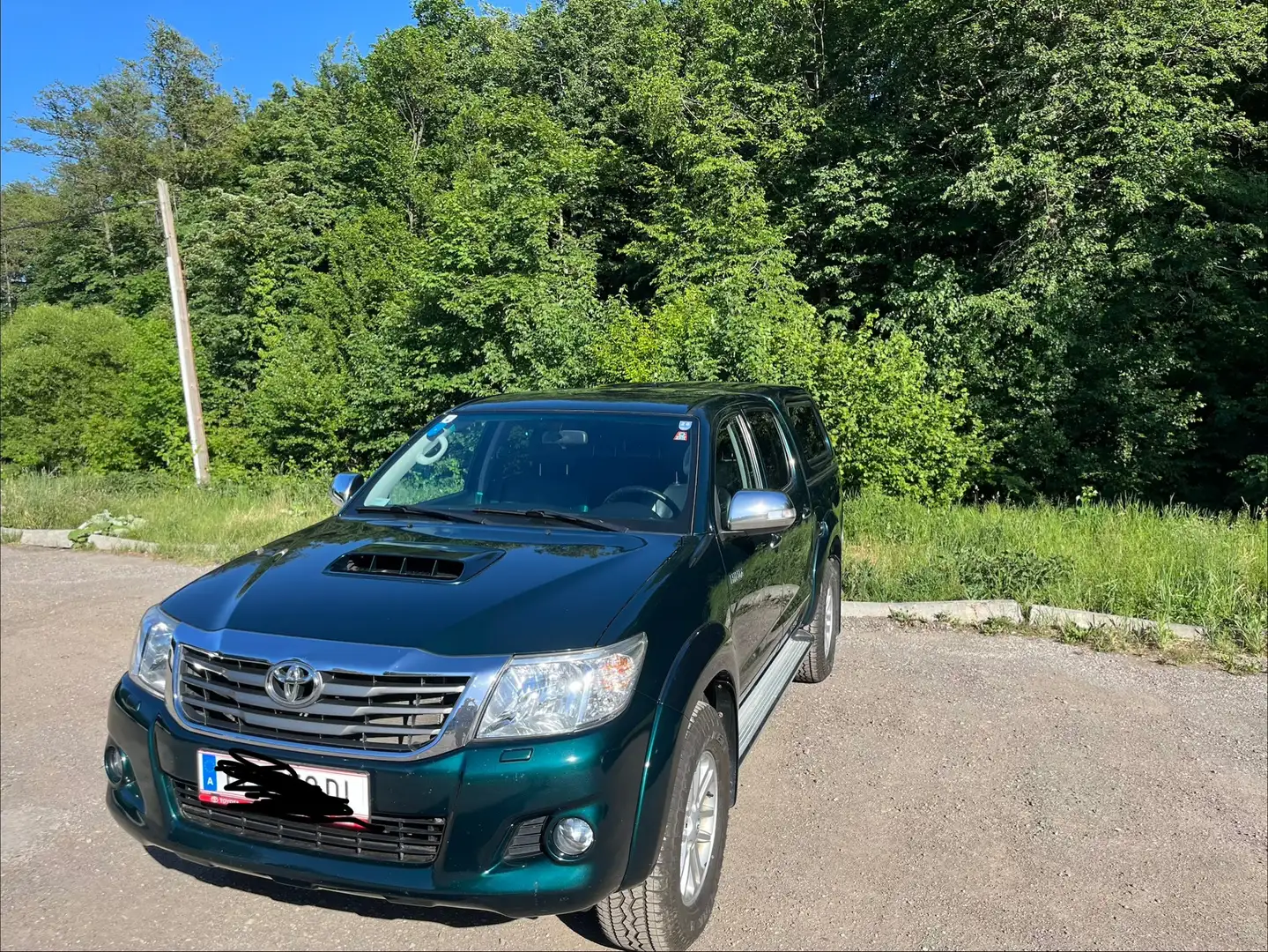 Toyota Hilux D-4D 3,0 Aut. Double Cab Invincible Grün - 2