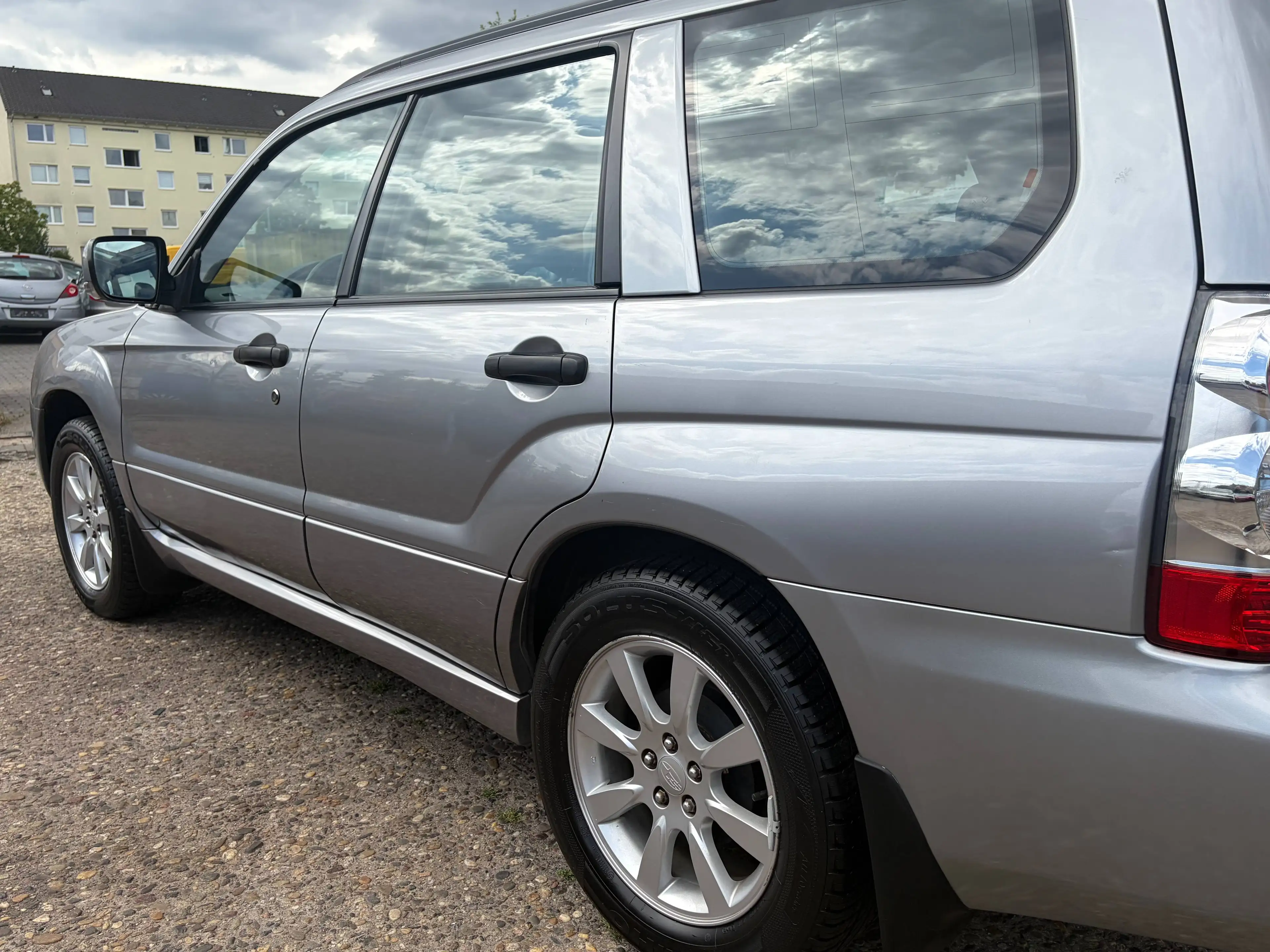 Subaru Forester 2.0 X *Automatik*SHZ*Temp.*HU/AU Neu*Navi*Leder*Klimaa.* — photo 7