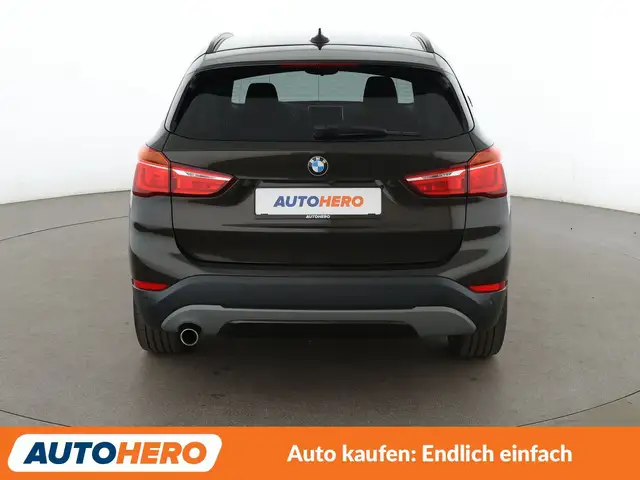 BMW X1 view 5