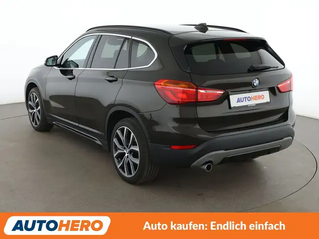 BMW X1 view 4