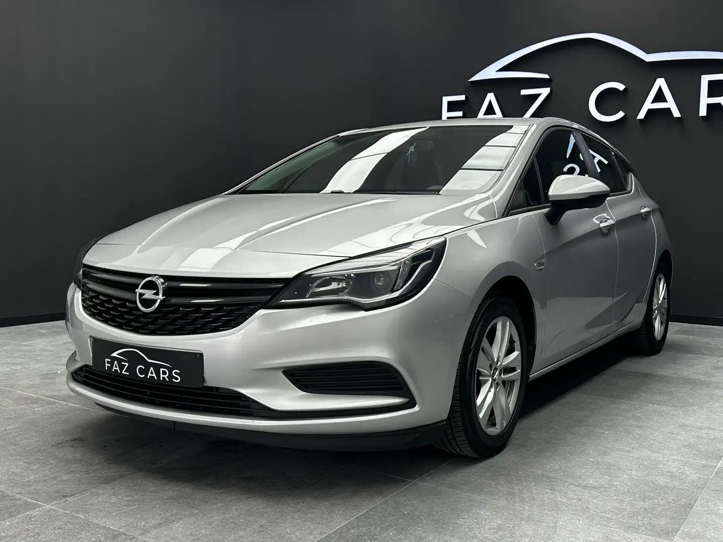 Opel Astra 1.6 CDTi ECOTEC D * JANTES + GPS + GARANTIE * Plateado - 2