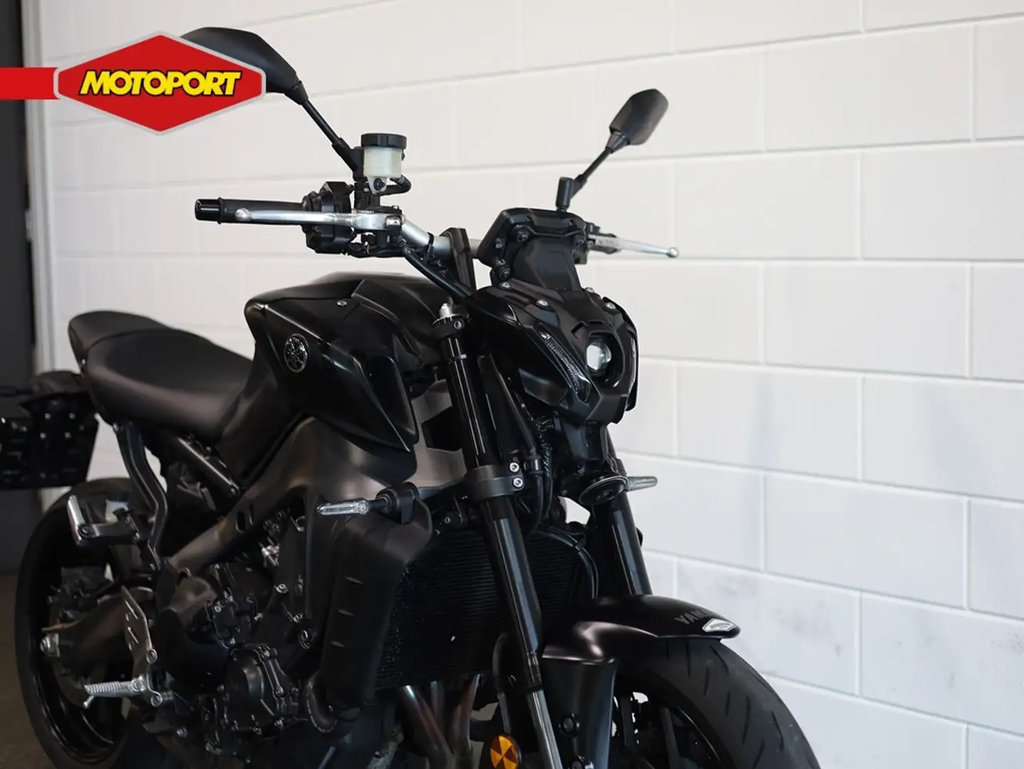 Yamaha MT-09 Zwart - 2