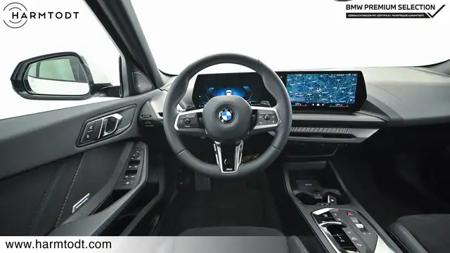 BMW 1 Series view 14
